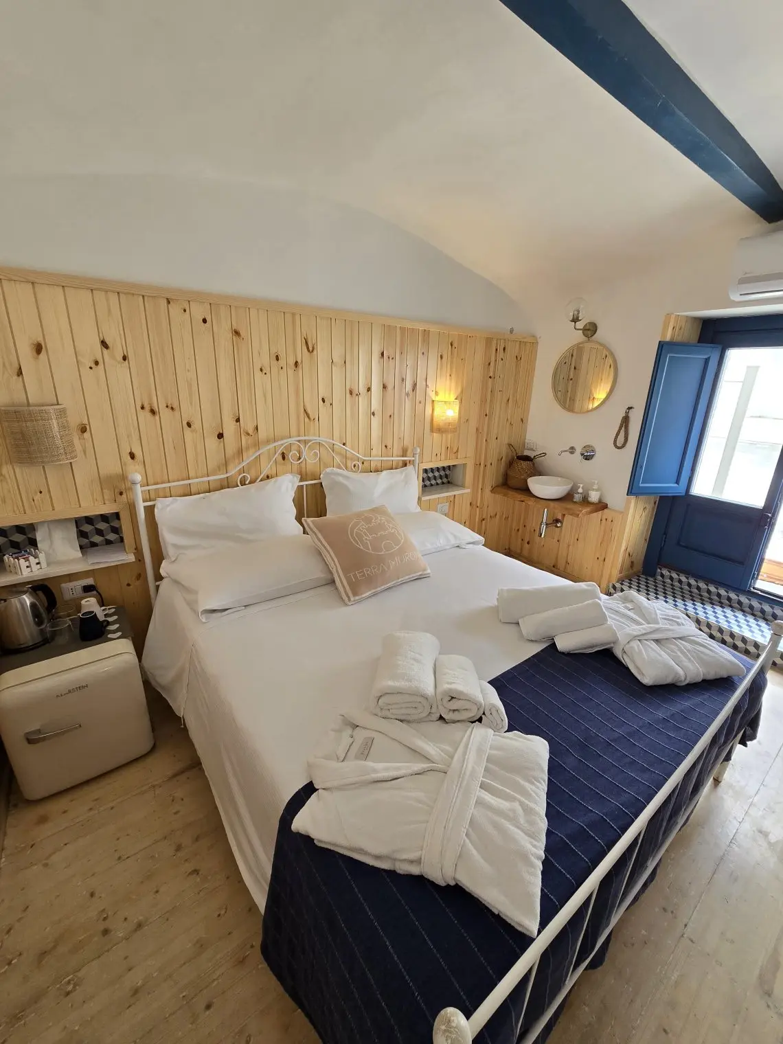 Comola Piccola - Terra Muronis